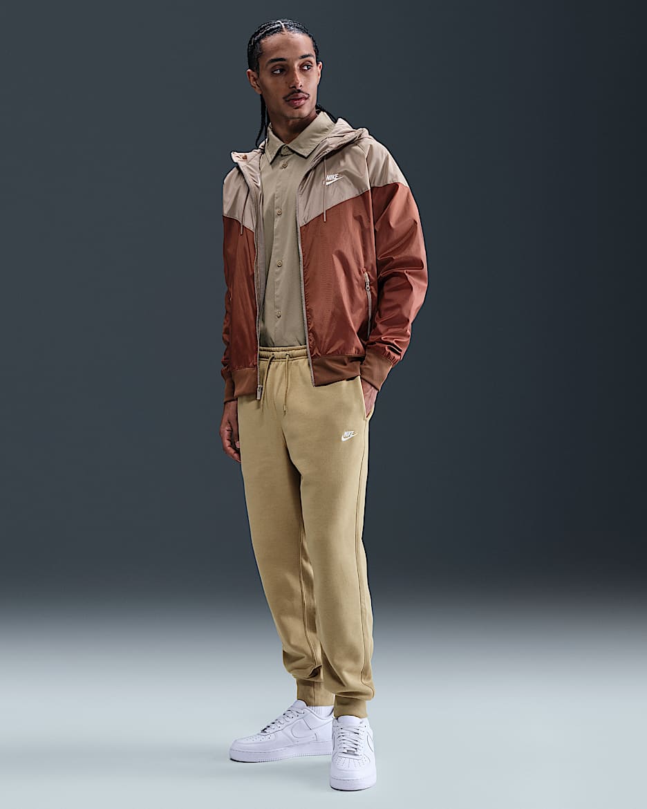 ★★Nike★★ Club Woven Jogger M Parachute Beige Saillight K Nike Club Men's Joggers. Nike.com